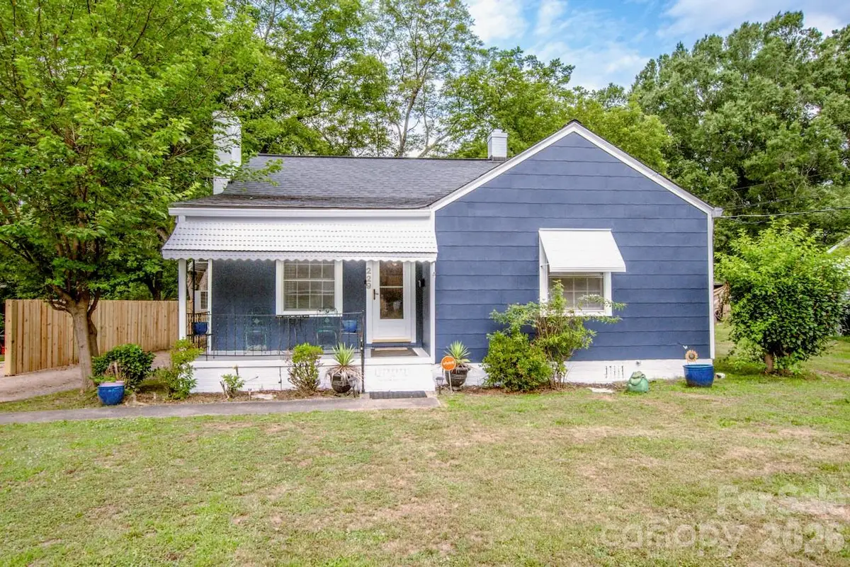 229 E Mcneely Avenue, Mooresville, NC 28115 - #1