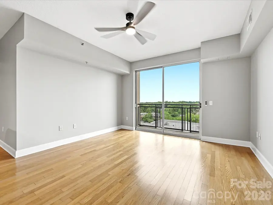 1315 East Boulevard #813, Charlotte, NC 28203 - #2