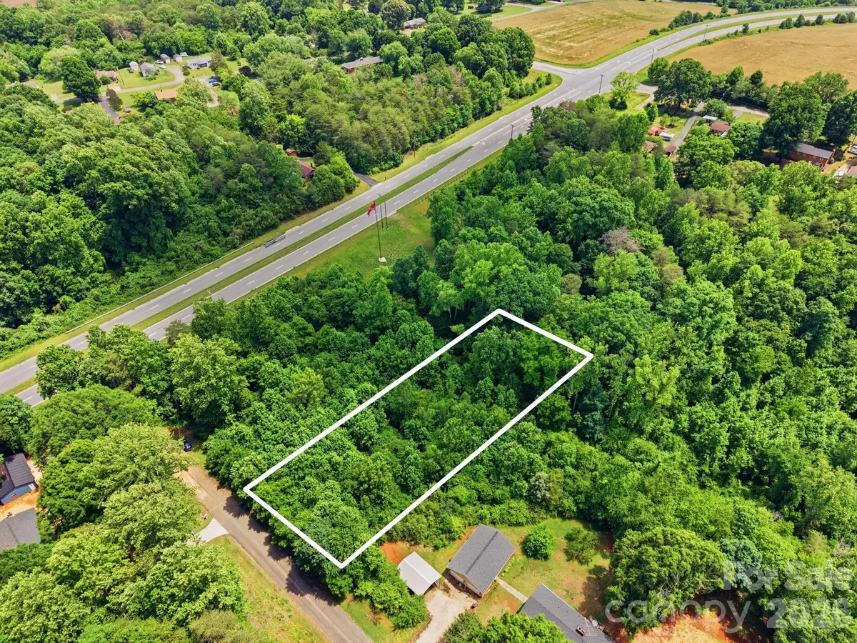 18 Easthaven Drive, Newton, NC 28658 - #1