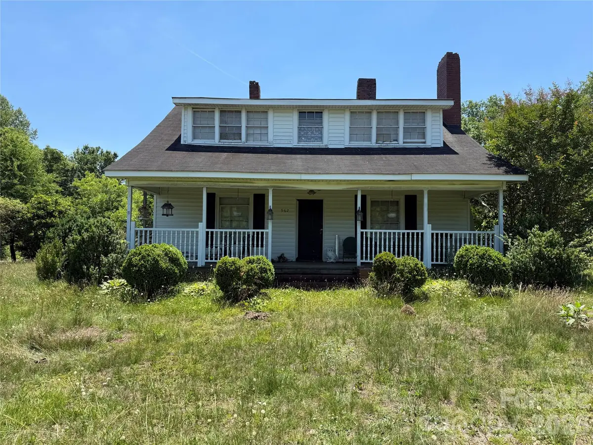 962 Greensboro Street Extension, Lexington, NC 27295 - #1