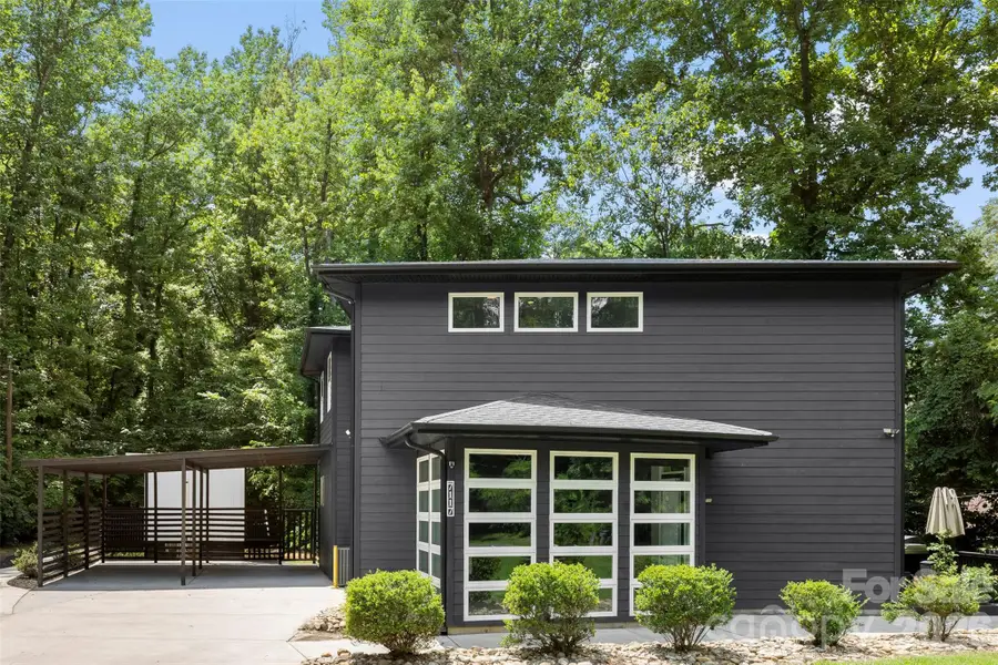 7117 W Sugar Creek Road, Charlotte, NC 28269 - #2