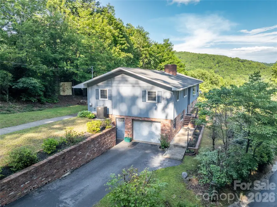 45 Mountain View Avenue, Black Mountain, NC 28711 - #3