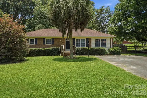 218 Drye Lane, Matthews, NC 28104
