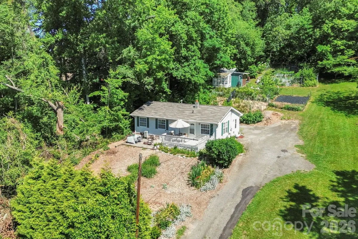 658 Enka Lake Road, Candler, NC 28715 - #1