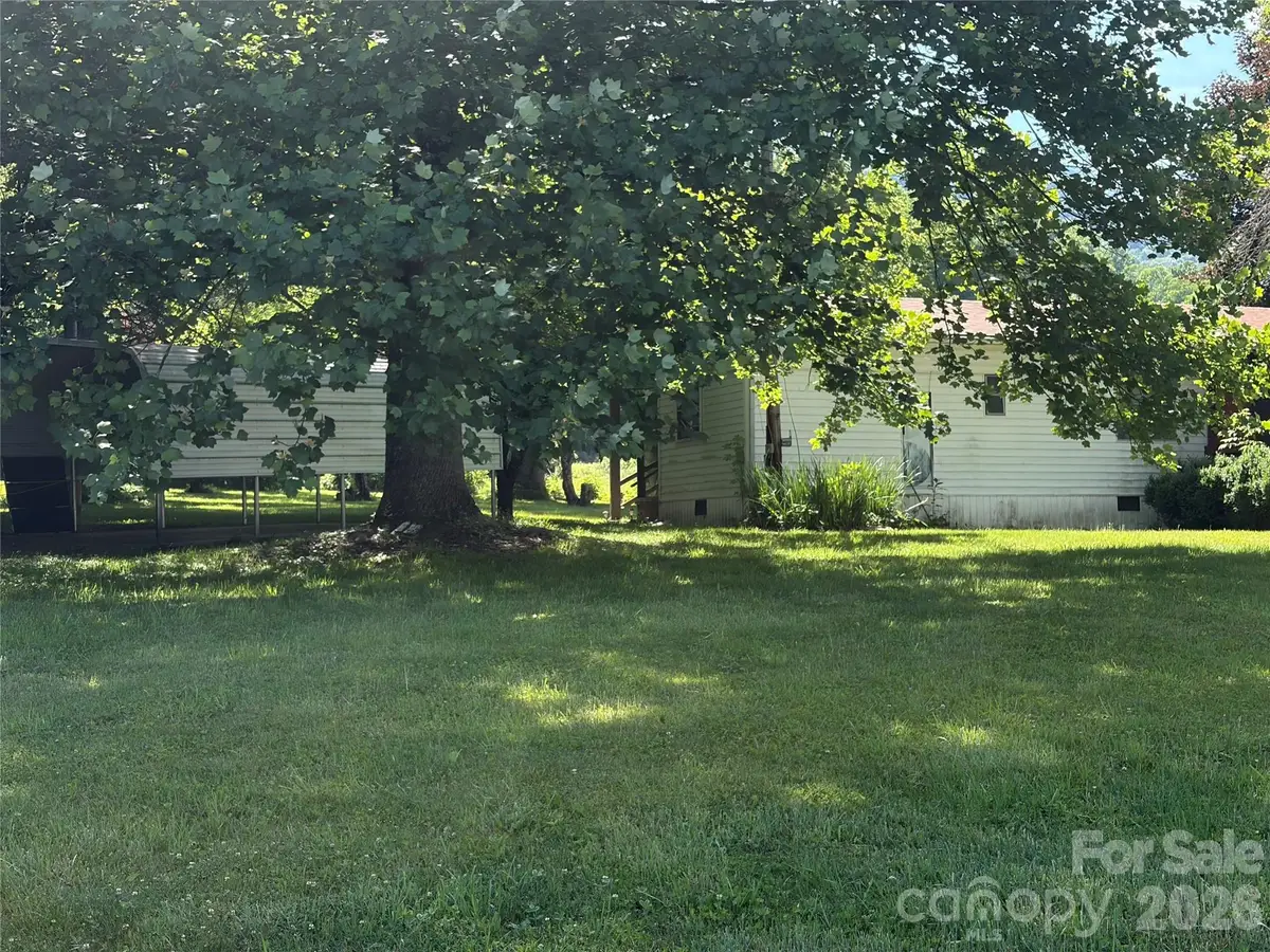 42 Country Meadows Road, Burnsville, NC 28714 - #1