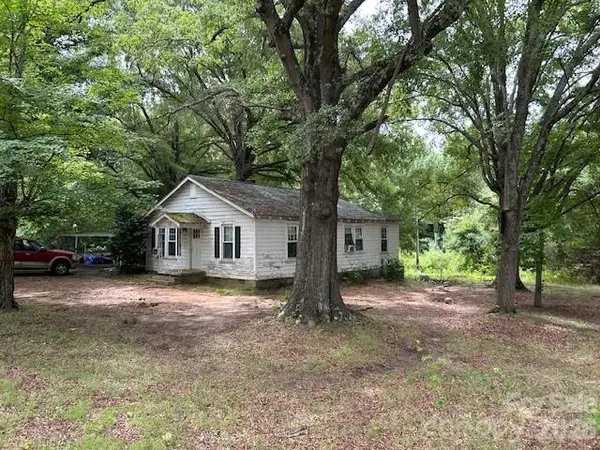 145 Alexander Acres Road, Mooresville, NC 28115