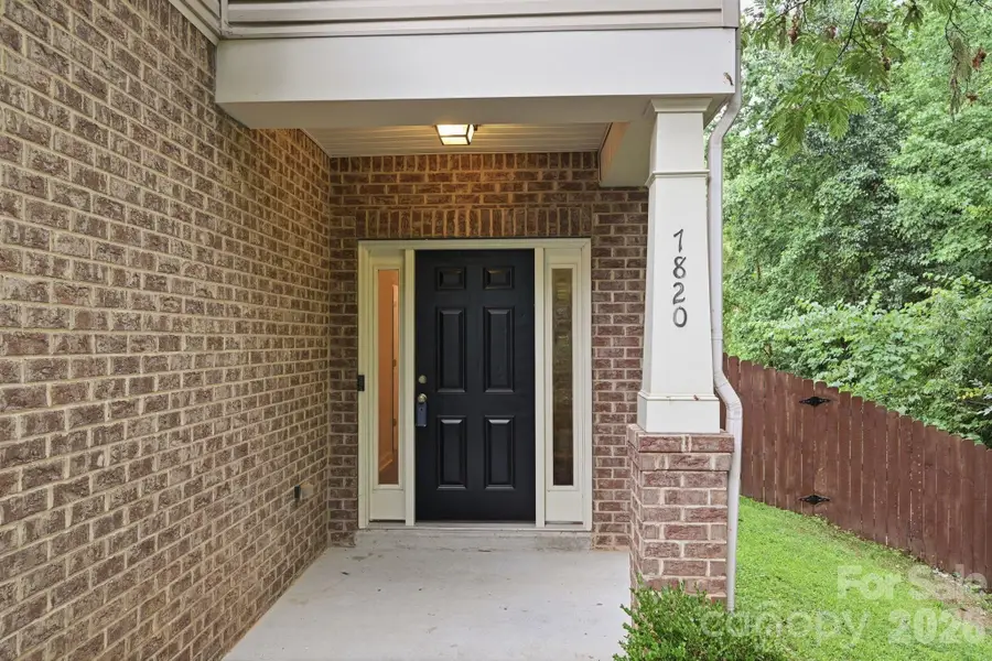 7820 Rockland Drive, Charlotte, NC 28213 - #2