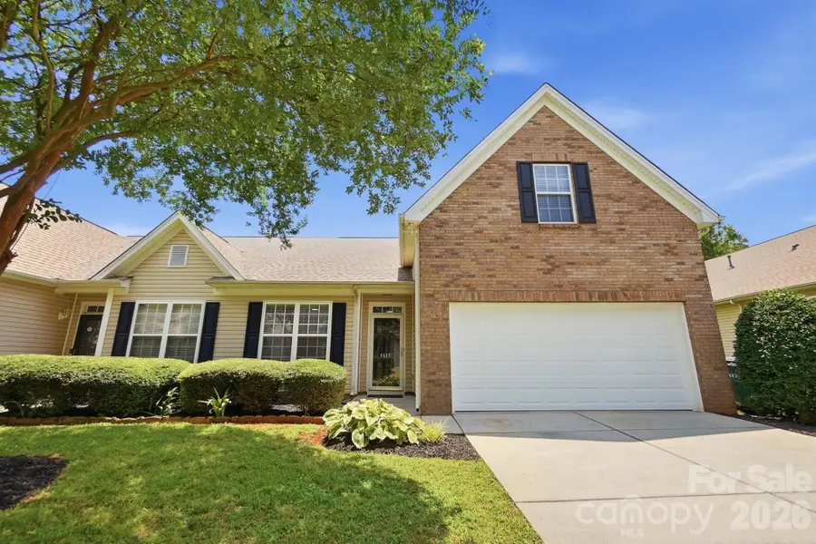4427 Glenlea Commons Drive, Charlotte, NC 28216 - #3
