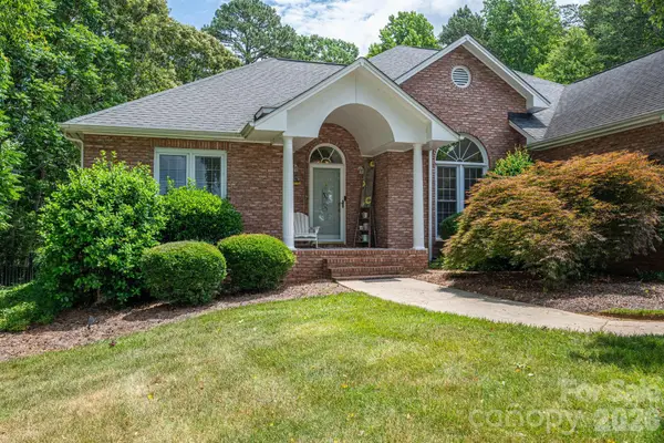 1080 Mackey Court, Gastonia, NC 28056