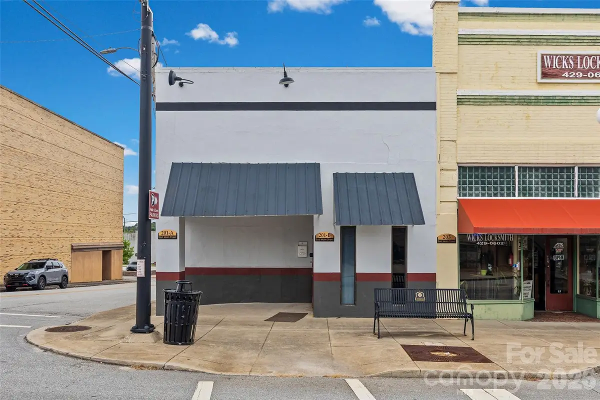 201 E Main Street, Union, SC 29379 - #1