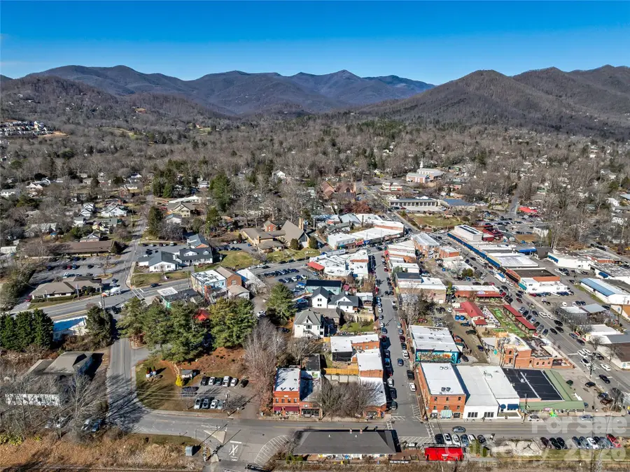204 Sutton Avenue, Black Mountain, NC 28711 - #3