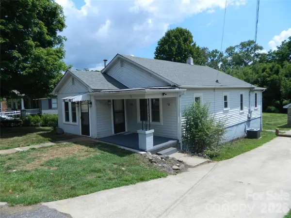 129 Edgebrook Place Nw, Lenoir, NC 28645