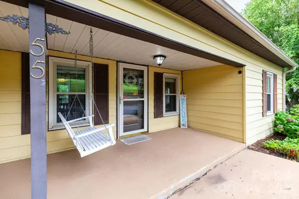 55 Banks Town Road, Weaverville, NC 28787