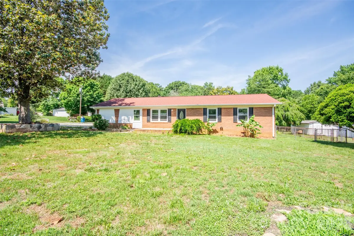 125 Linda Drive, Harmony, NC 28634 - #1