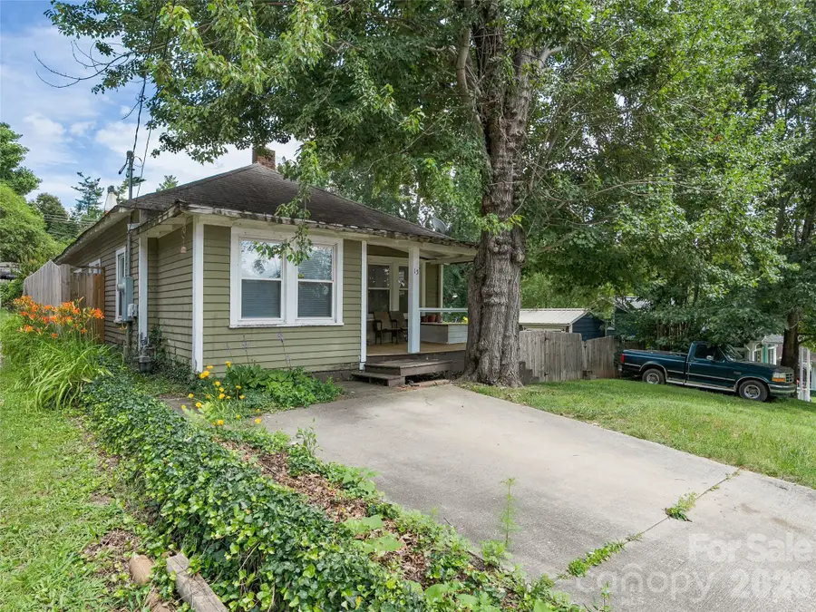 15 Craig Circle, Asheville, NC 28805 - #2
