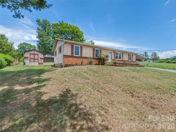 111 Keith Street, Clyde, NC 28721