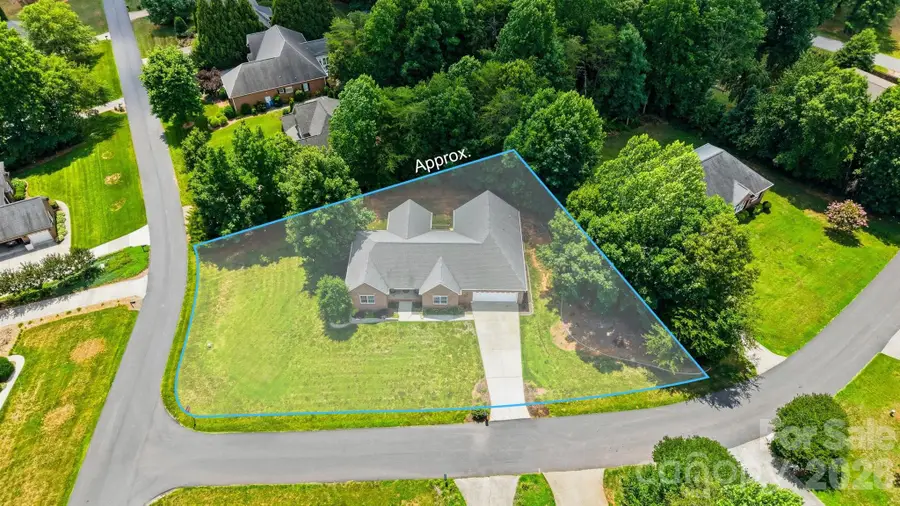 4305 Cottingham Drive, Hickory, NC 28602 - #2