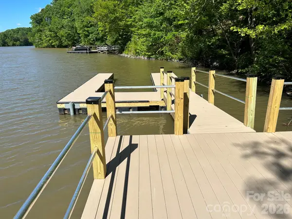 247 Windingwood Drive, Statesville, NC 28677