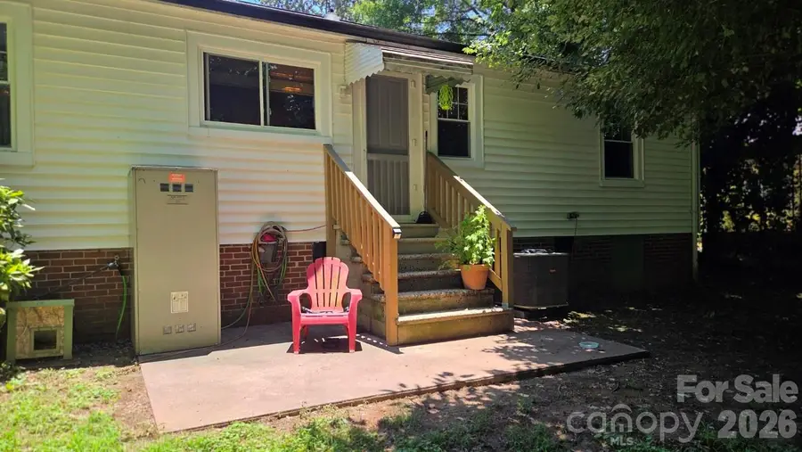 809 Alexander Street, Lincolnton, NC 28092 - #3