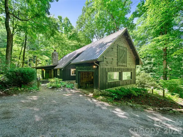 552 N Fork Road, Burnsville, NC 28714