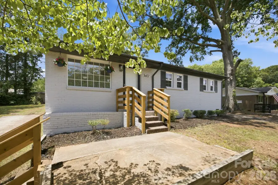 9401 Feldbank Drive, Charlotte, NC 28216 - #3