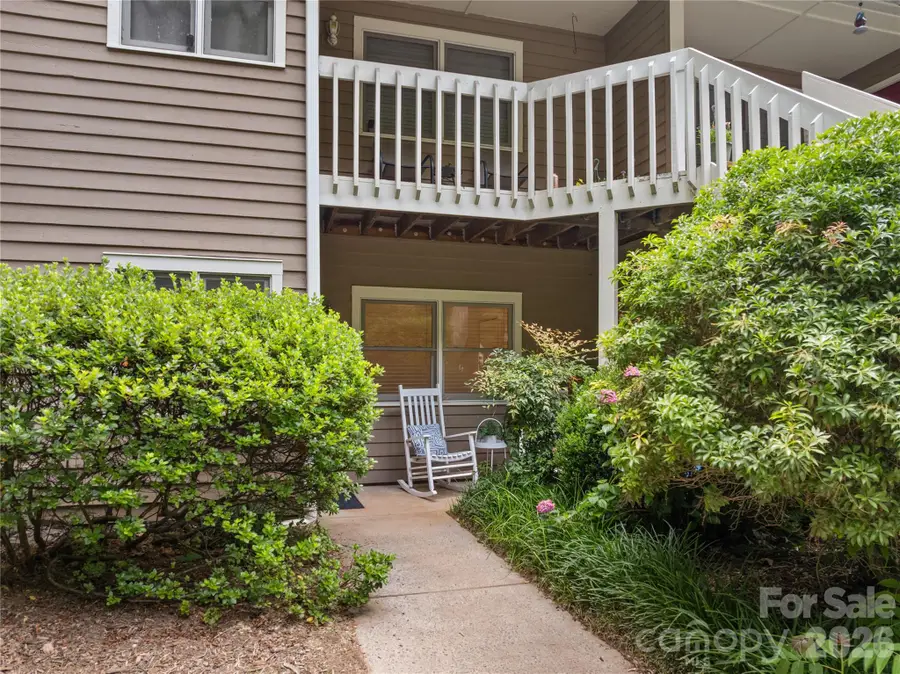 20 Timberlake Drive, Asheville, NC 28803 - #2
