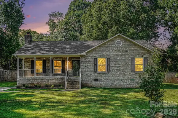 2716 Starnes Road, Charlotte, NC 28214