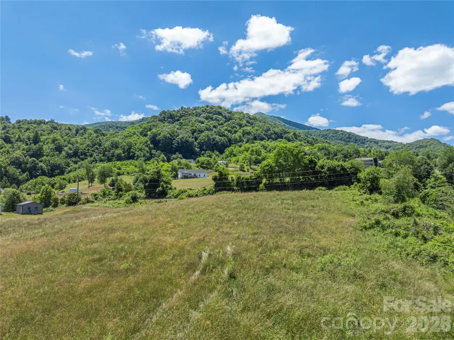 23 Providence Place, Waynesville, NC 28786 - #2