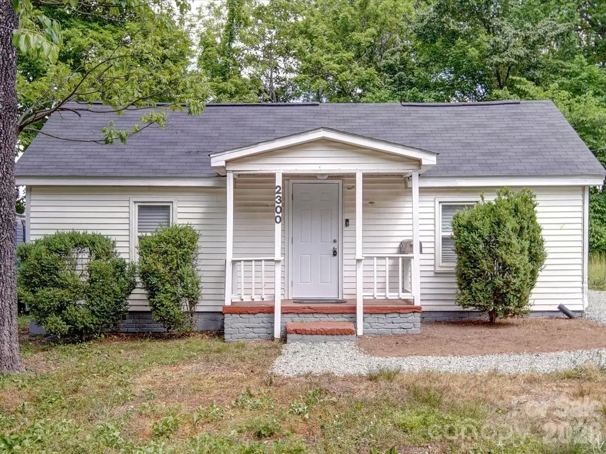 2300 Kennesaw Drive, Charlotte, NC 28216 - #1