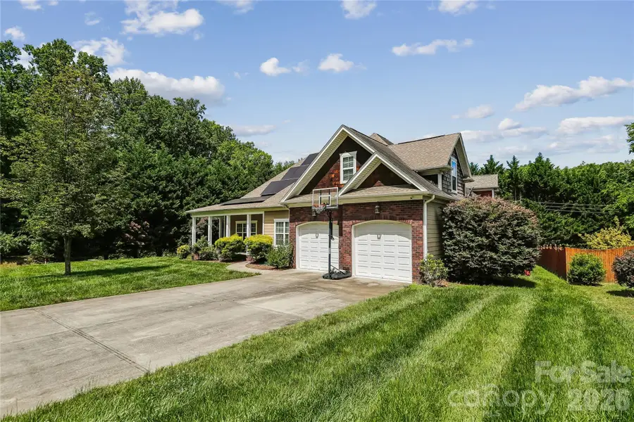 10703 Middle Acres Road, Charlotte, NC 28213 - #2