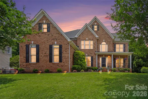 218 Crimson Orchard Drive, Mooresville, NC 28115
