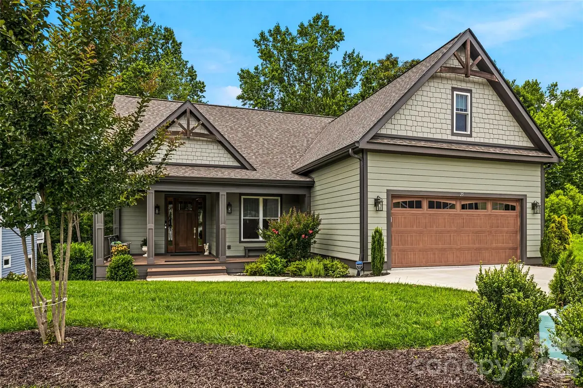 25 E Williams Meadow Court, Hendersonville, NC 28739 - #1