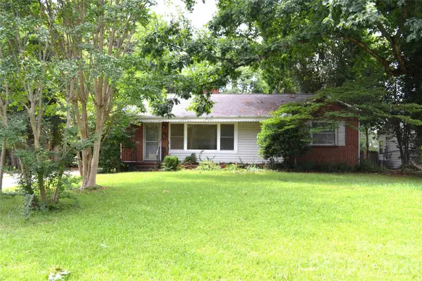 827 Mohigan Street, Charlotte, NC 28205