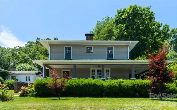 203 Pennsylvania Avenue, Canton, NC 28716