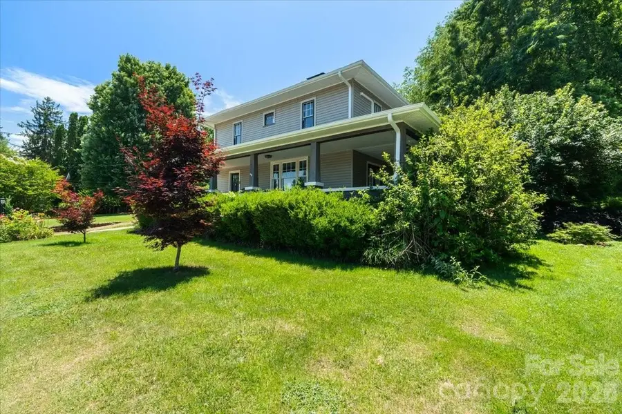 203 Pennsylvania Avenue, Canton, NC 28716 - #2