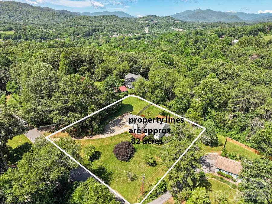 519 Nellie John Drive, Clyde, NC 28721 - #3
