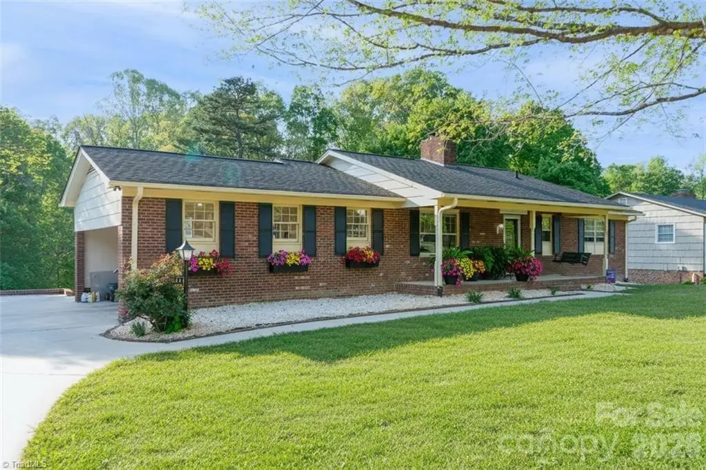 244 Pine Valley Road, Thomasville, NC 27360 - #1