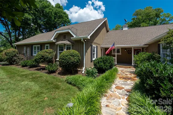 6236 River Cabin Lane, Charlotte, NC 28278