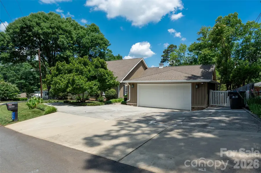 6236 River Cabin Lane, Charlotte, NC 28278 - #3