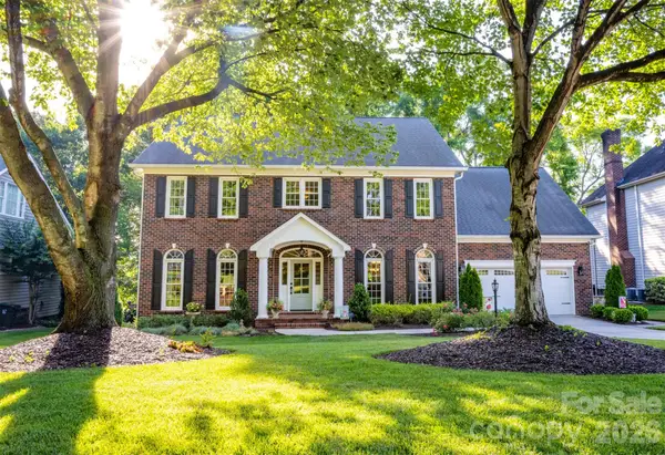 15916 Northstone Drive, Huntersville, NC 28078