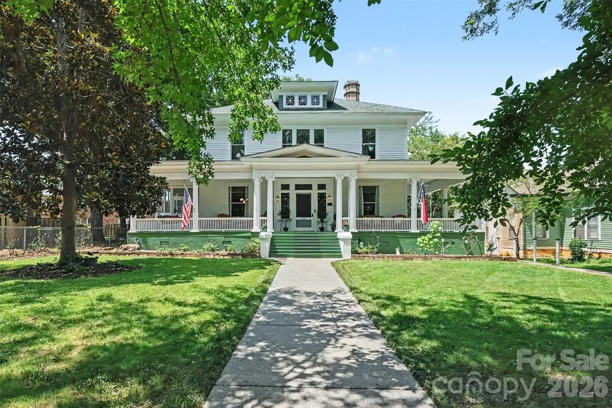 624 Walnut Street, Statesville, NC 28677 - #1