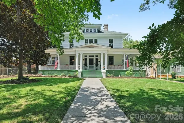 624 Walnut Street, Statesville, NC 28677