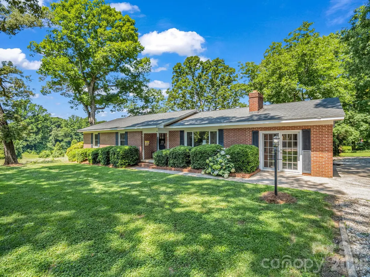 184 Edwards Street, Rutherfordton, NC 28139 - #1