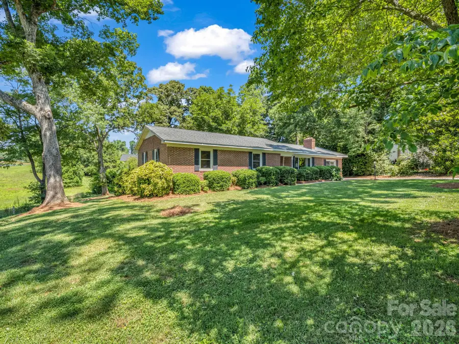 184 Edwards Street, Rutherfordton, NC 28139 - #3
