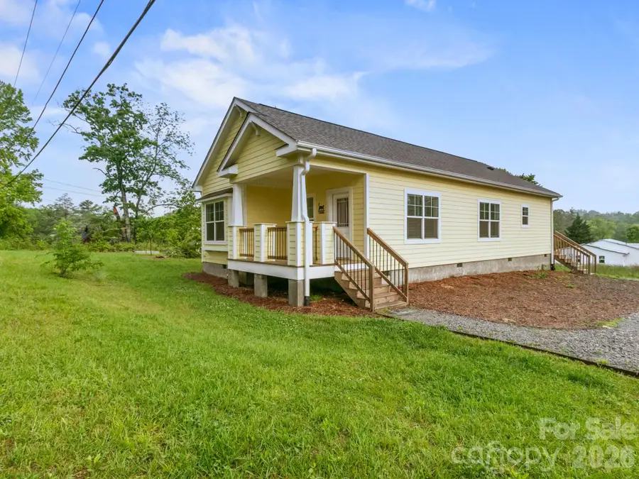 1508 Pennsylvania Avenue, Hendersonville, NC 28739 - #2