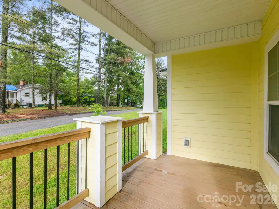 1508 Pennsylvania Avenue, Hendersonville, NC 28739 - #3