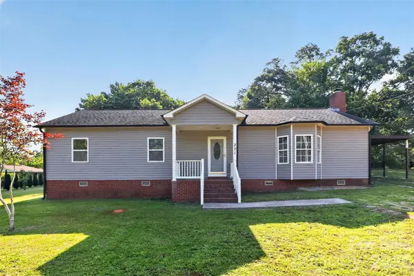 221 S Potter Road, Lancaster, SC 29720