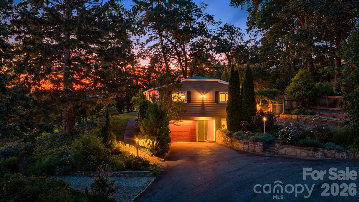 78 Grovewood Road, Asheville, NC 28804 - #1