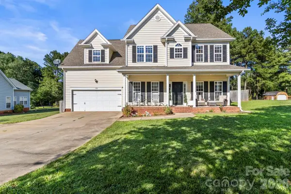 135 Painted Bunting Drive, Troutman, NC 28166