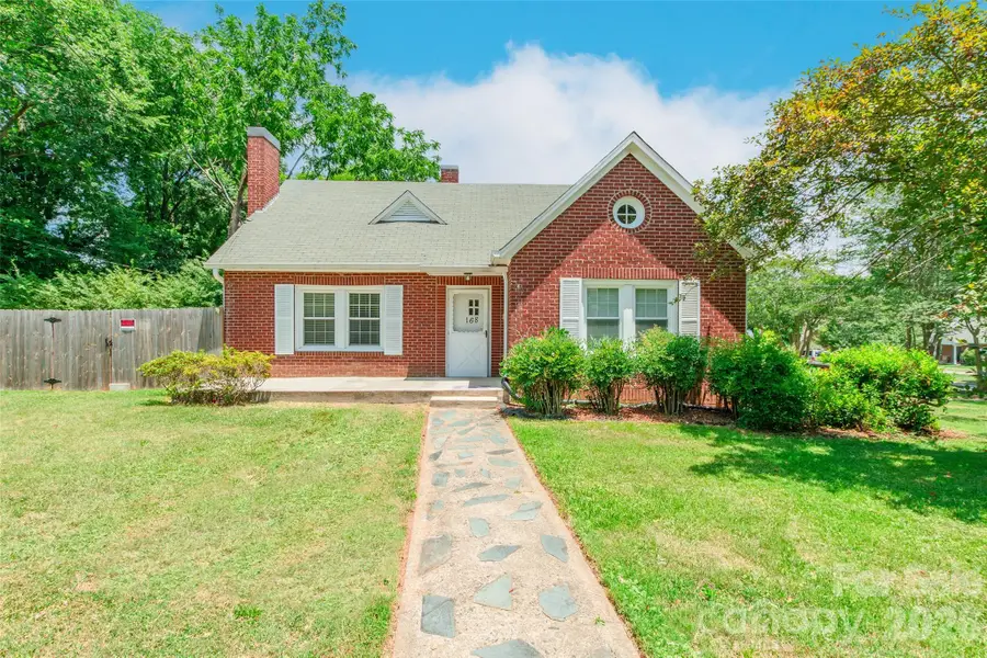 168 Park Street, Statesville, NC 28677 - #3